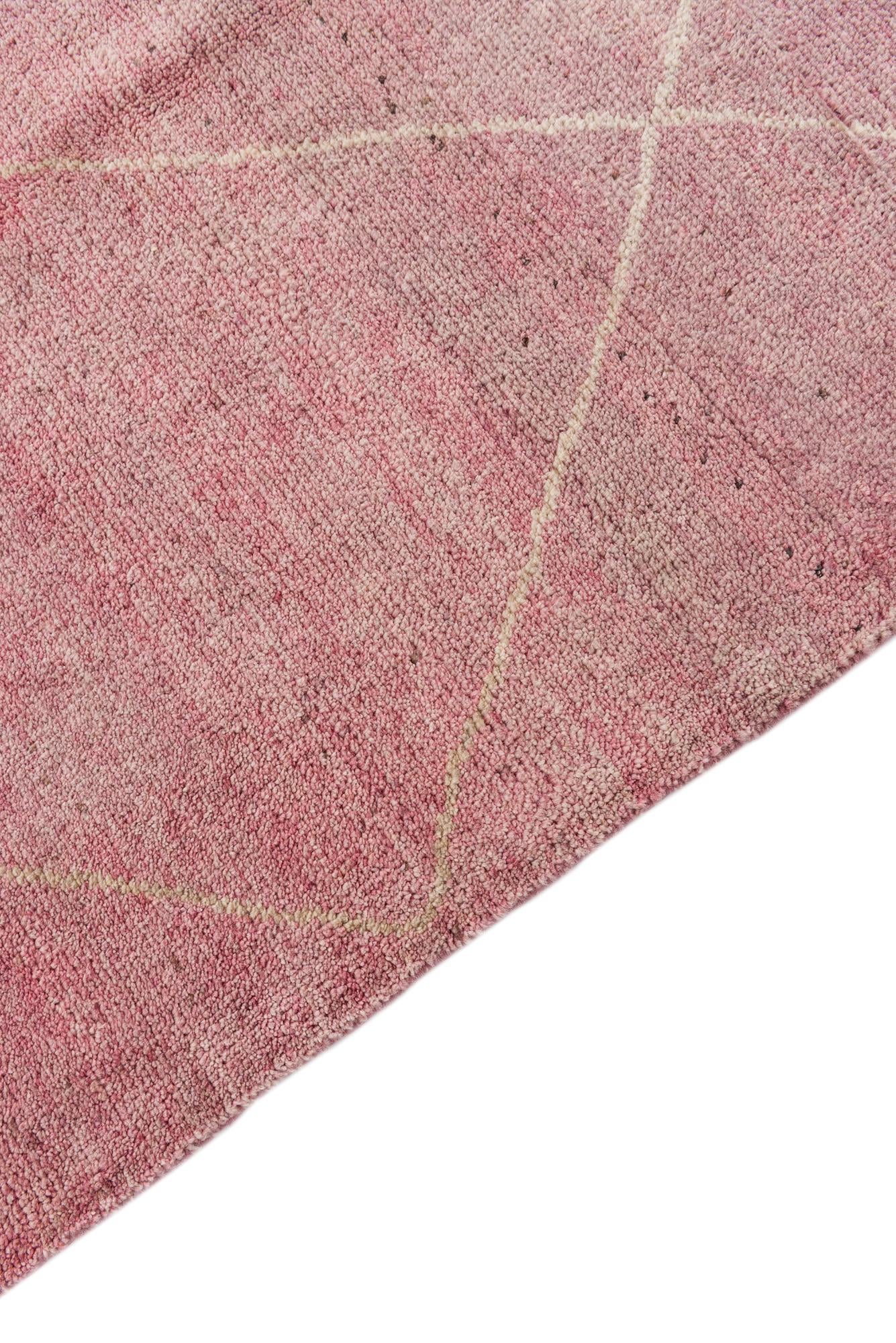 4' 9 x 6' 7 Hand Knotted Moroccan Wool Rug