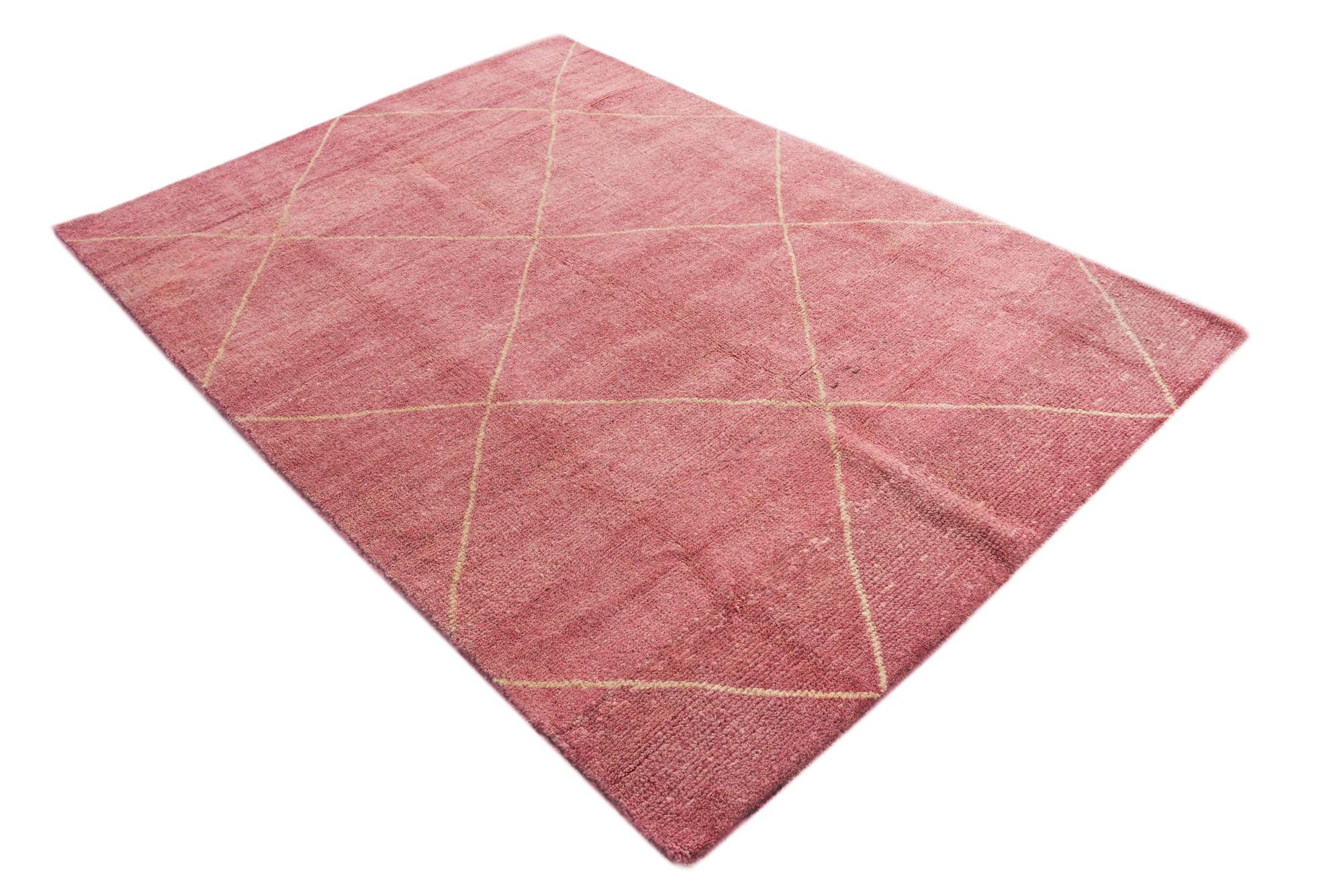 4' 9 x 6' 8 Hand Knotted Moroccan Wool Rug
