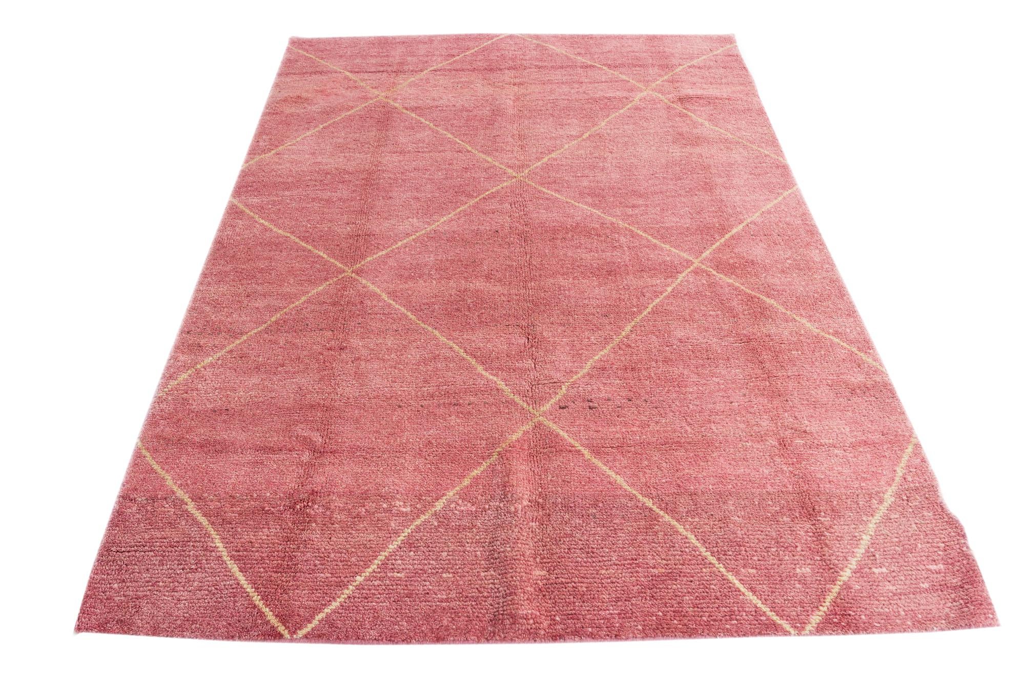 4' 9 x 6' 8 Hand Knotted Moroccan Wool Rug