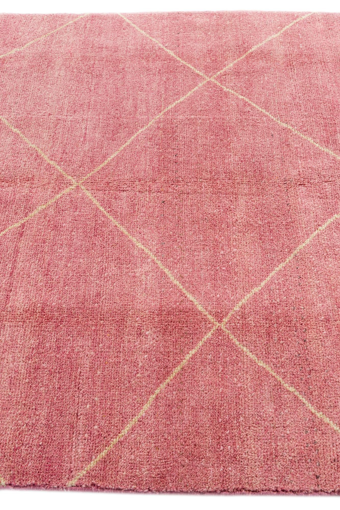 4' 9 x 6' 8 Hand Knotted Moroccan Wool Rug