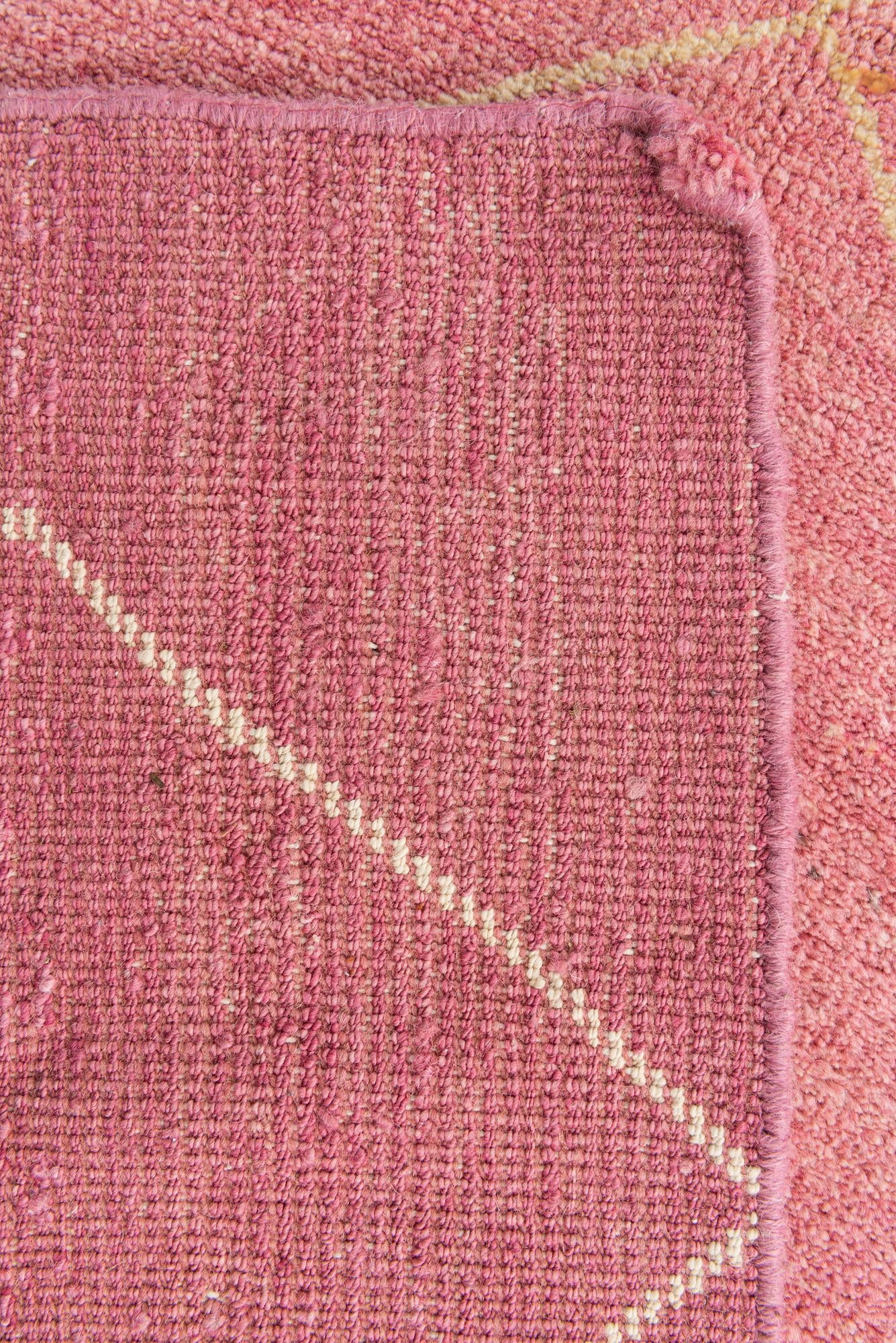4' 9 x 6' 8 Hand Knotted Moroccan Wool Rug