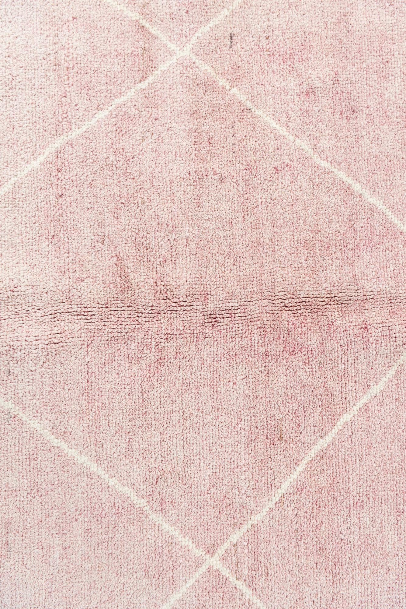 5' 6 x 8' Hand Knotted Moroccan Wool Rug