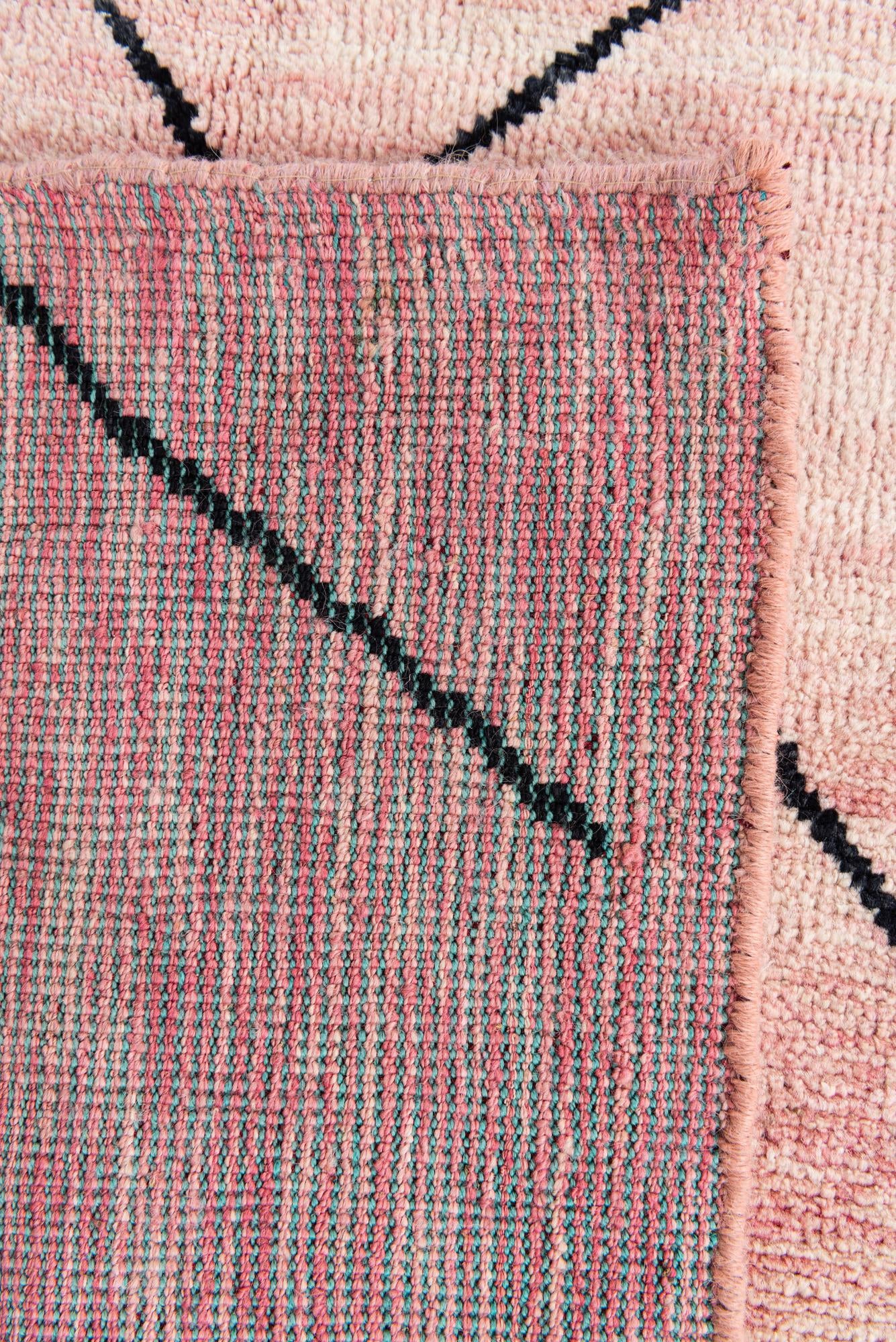 5' 9 x 8' Hand Knotted Moroccan Wool Rug