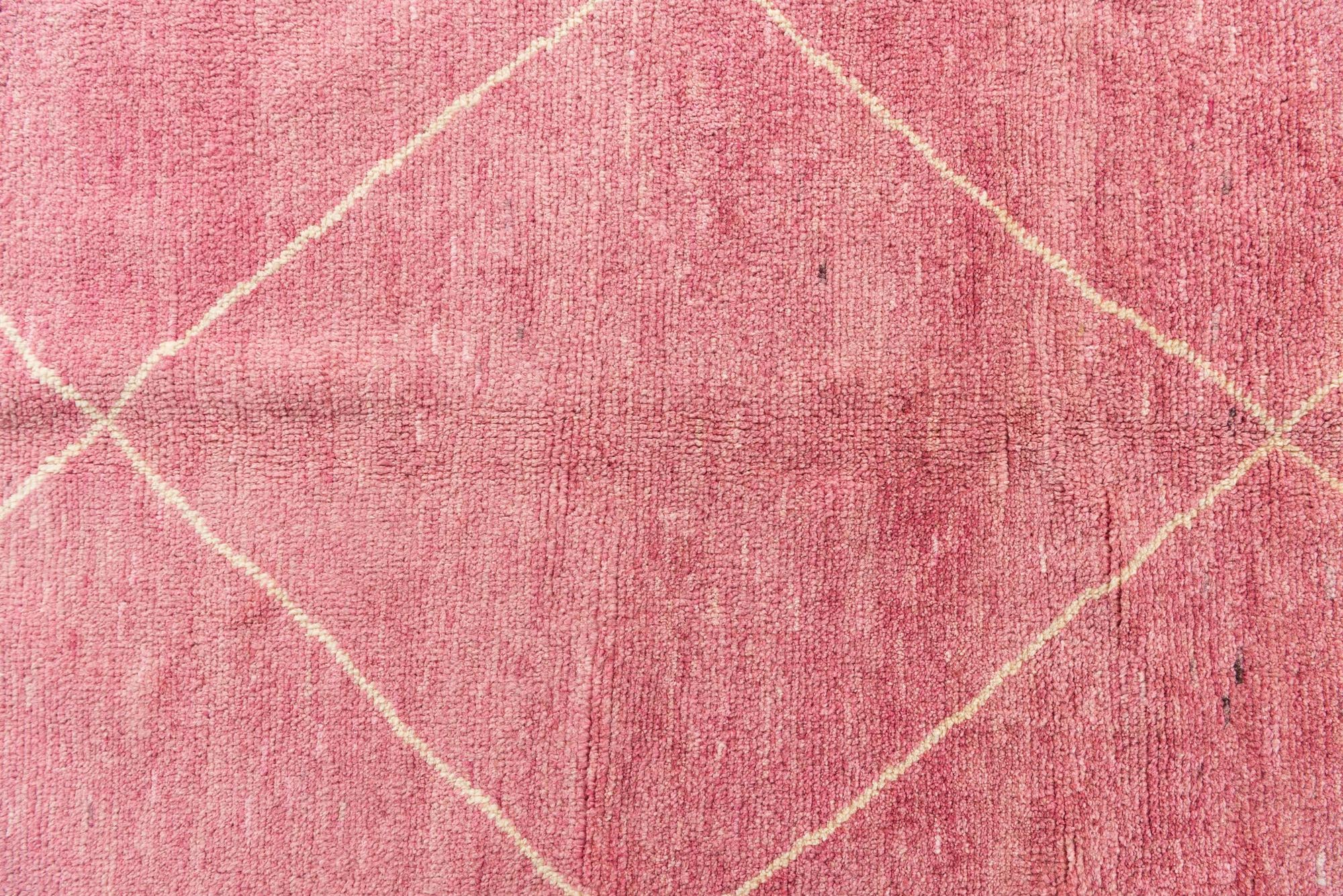 5' 6 x 8' Hand Knotted Moroccan Wool Rug
