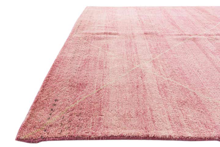 5' 6 x 8' 2 Hand Knotted Moroccan Wool Rug