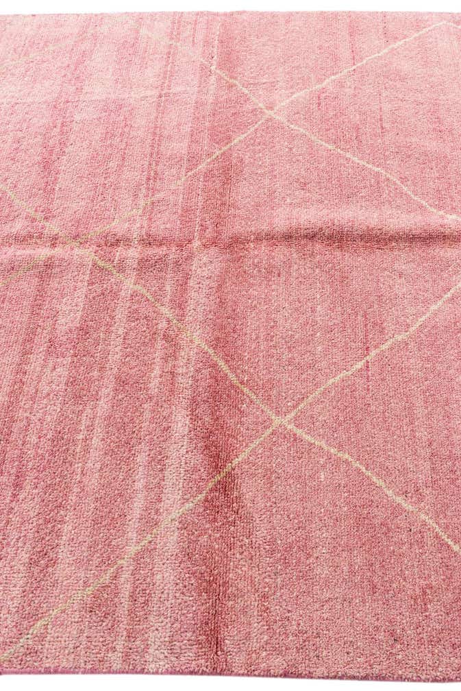 5' 6 x 8' 2 Hand Knotted Moroccan Wool Rug