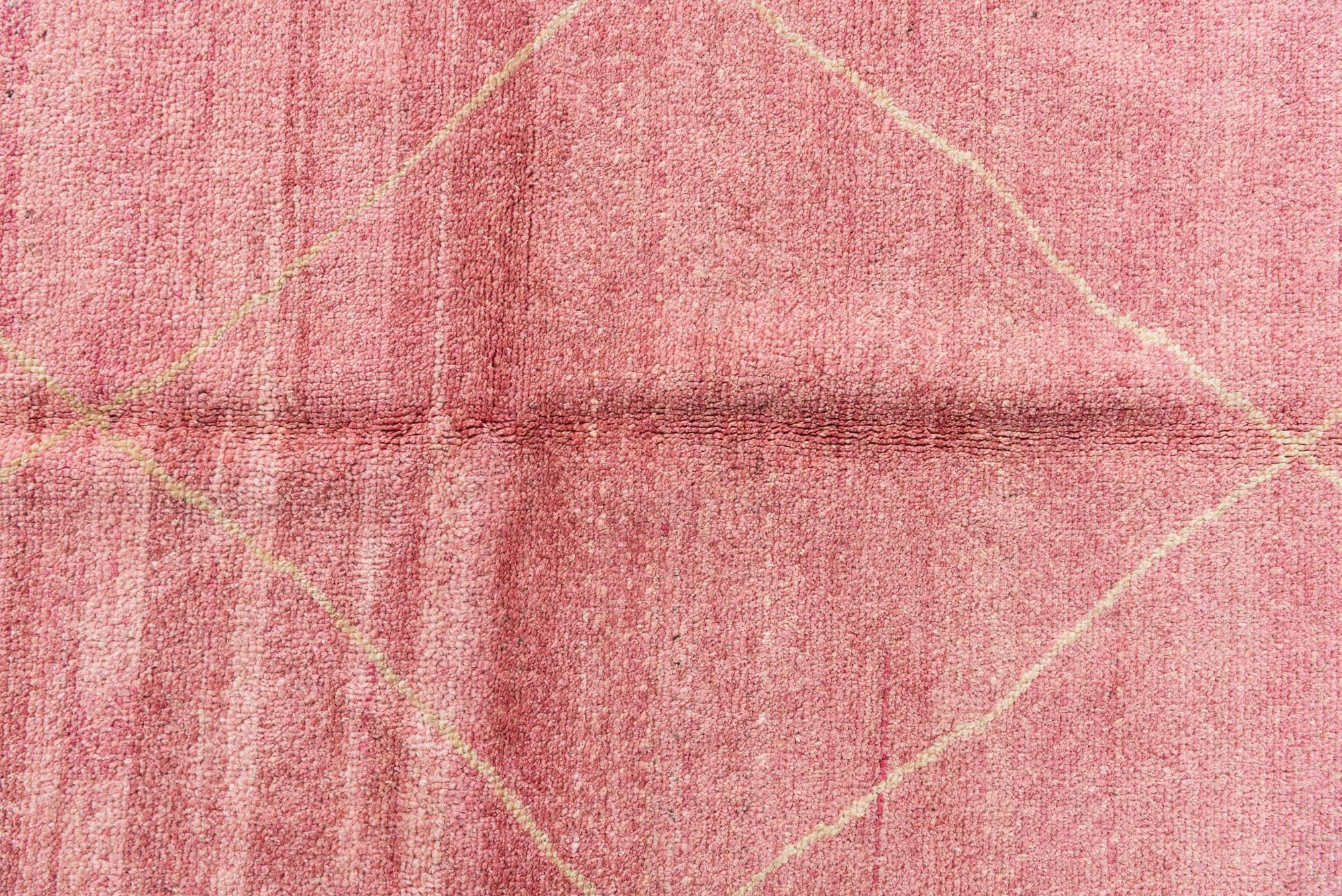 5' 6 x 8' 2 Hand Knotted Moroccan Wool Rug
