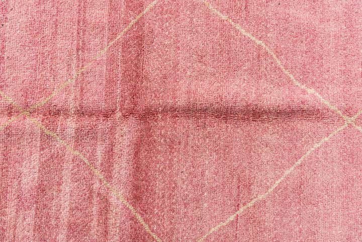 5' 6 x 8' 2 Hand Knotted Moroccan Wool Rug