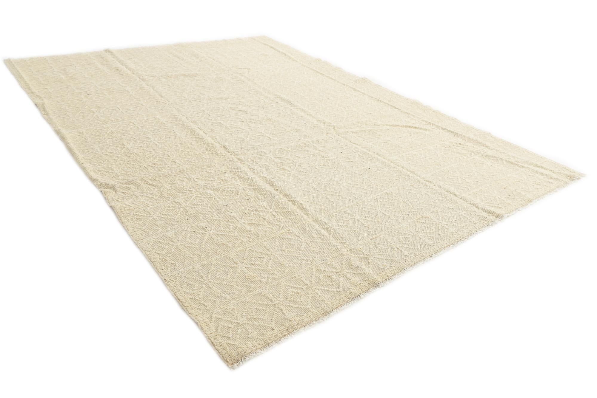 5' 4 x 8' 2 Hand Knotted Moroccan Wool Rug