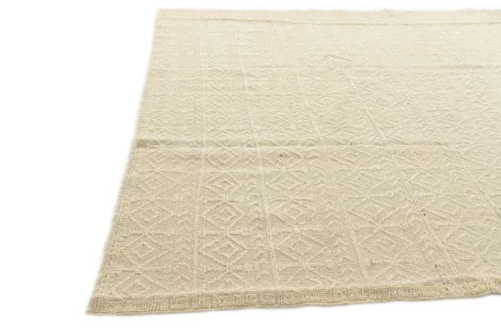 5' 4 x 8' 2 Hand Knotted Moroccan Wool Rug