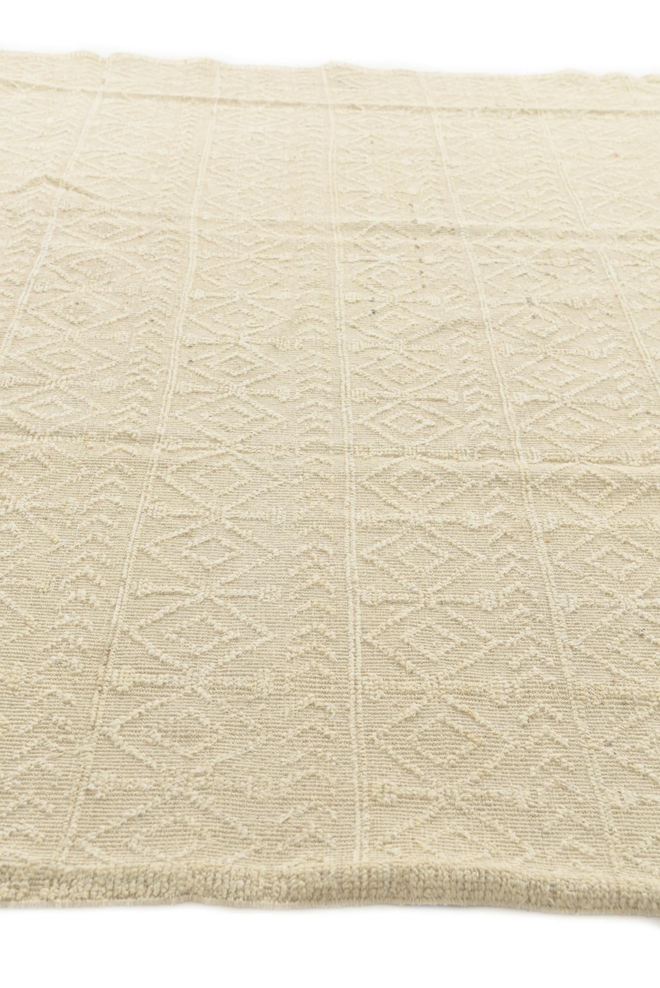 5' 4 x 8' 2 Hand Knotted Moroccan Wool Rug
