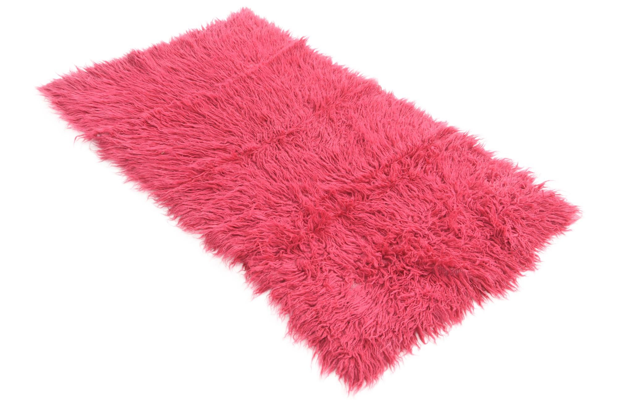 2' 9 x 5' Hand Knotted Moroccan Wool Rug