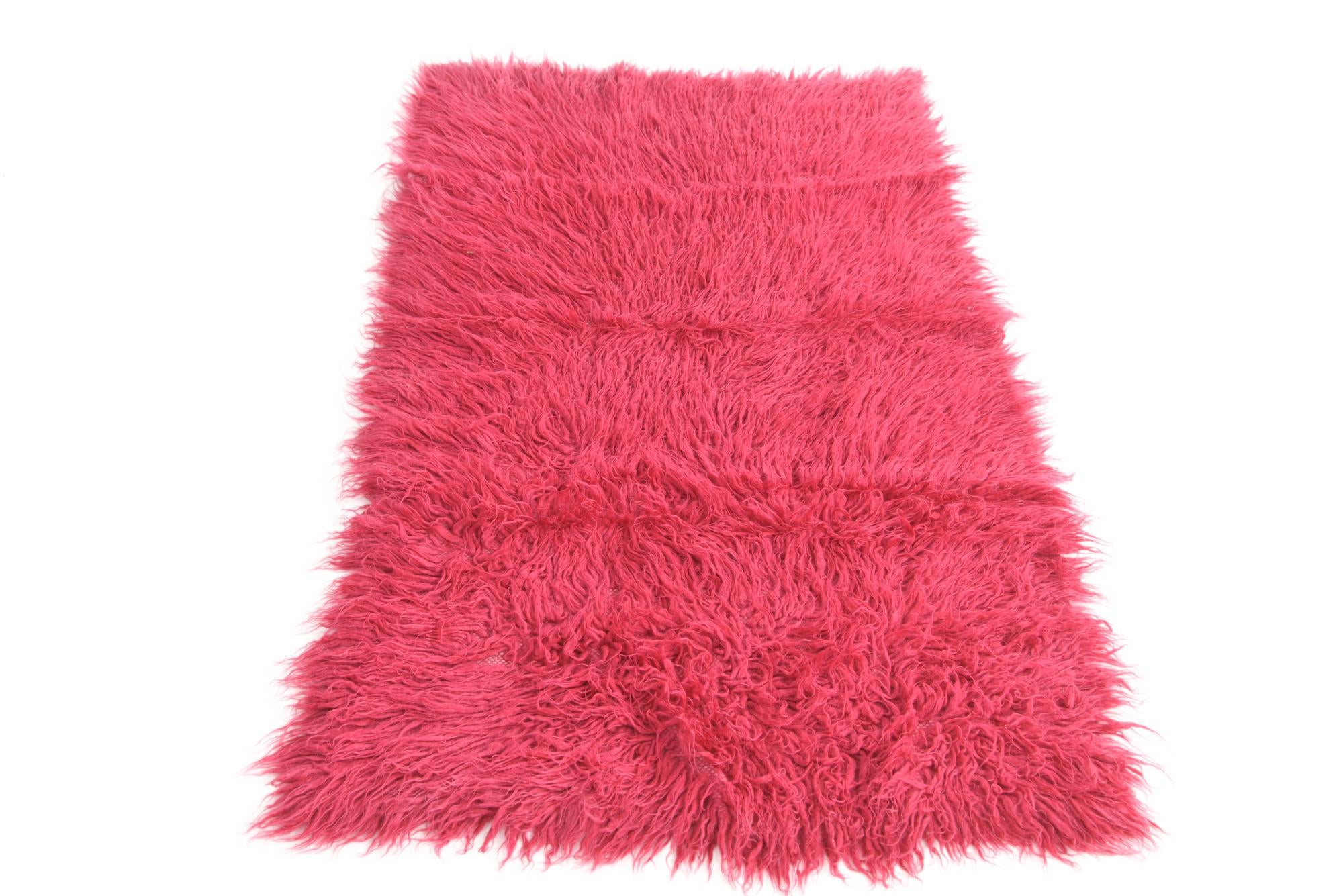 2' 9 x 5' Hand Knotted Moroccan Wool Rug