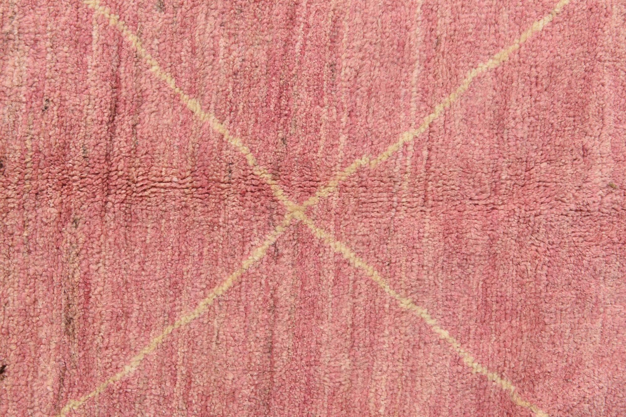 5' 7 x 8' 3 Hand Knotted Moroccan Wool Rug