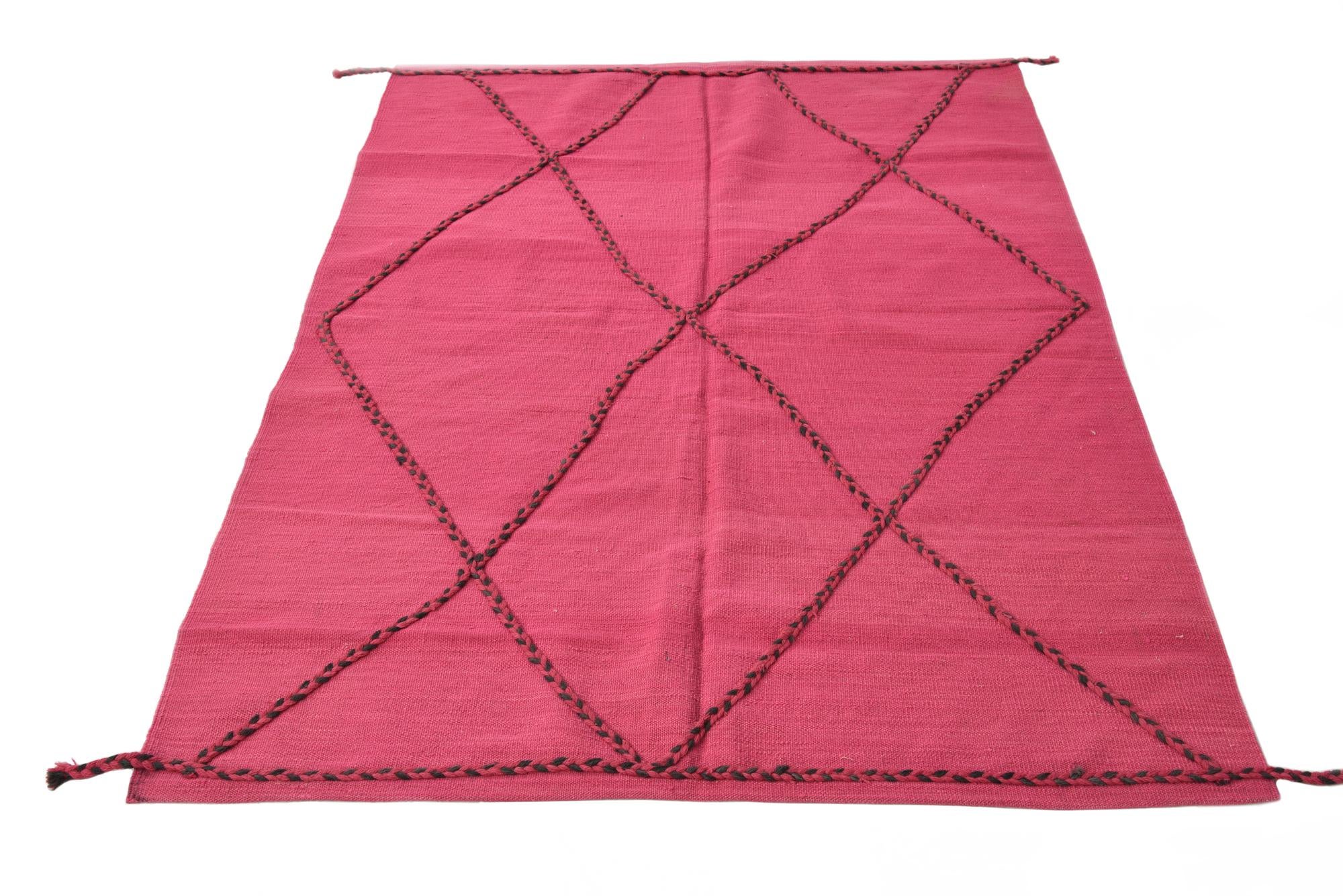 4' 6 x 6' 6 Hand Knotted Moroccan Wool Rug