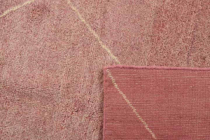 5' 6 x 7' 10 Hand Knotted Moroccan Wool Rug