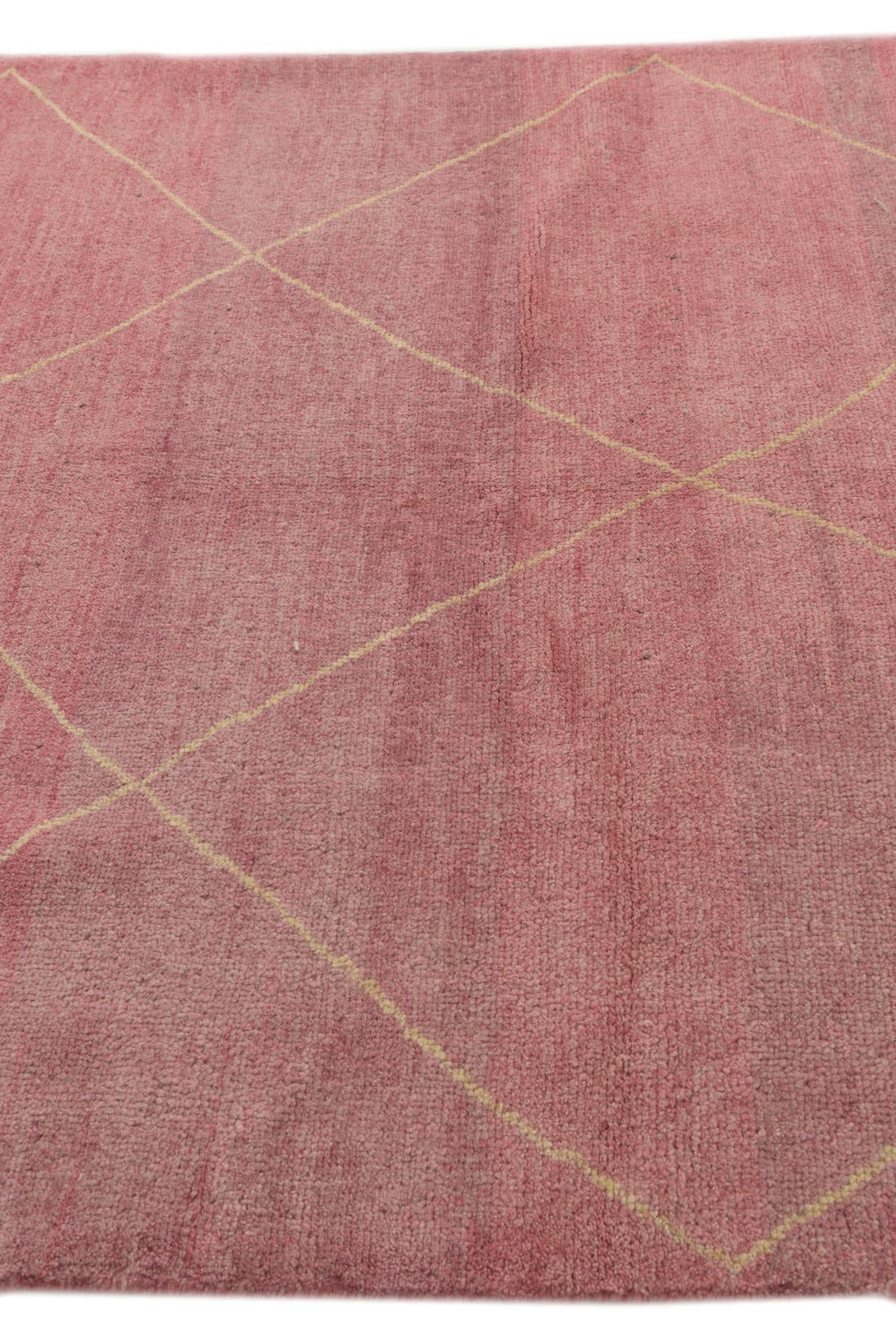 5' 9 x 8' 2 Hand Knotted Moroccan Wool Rug