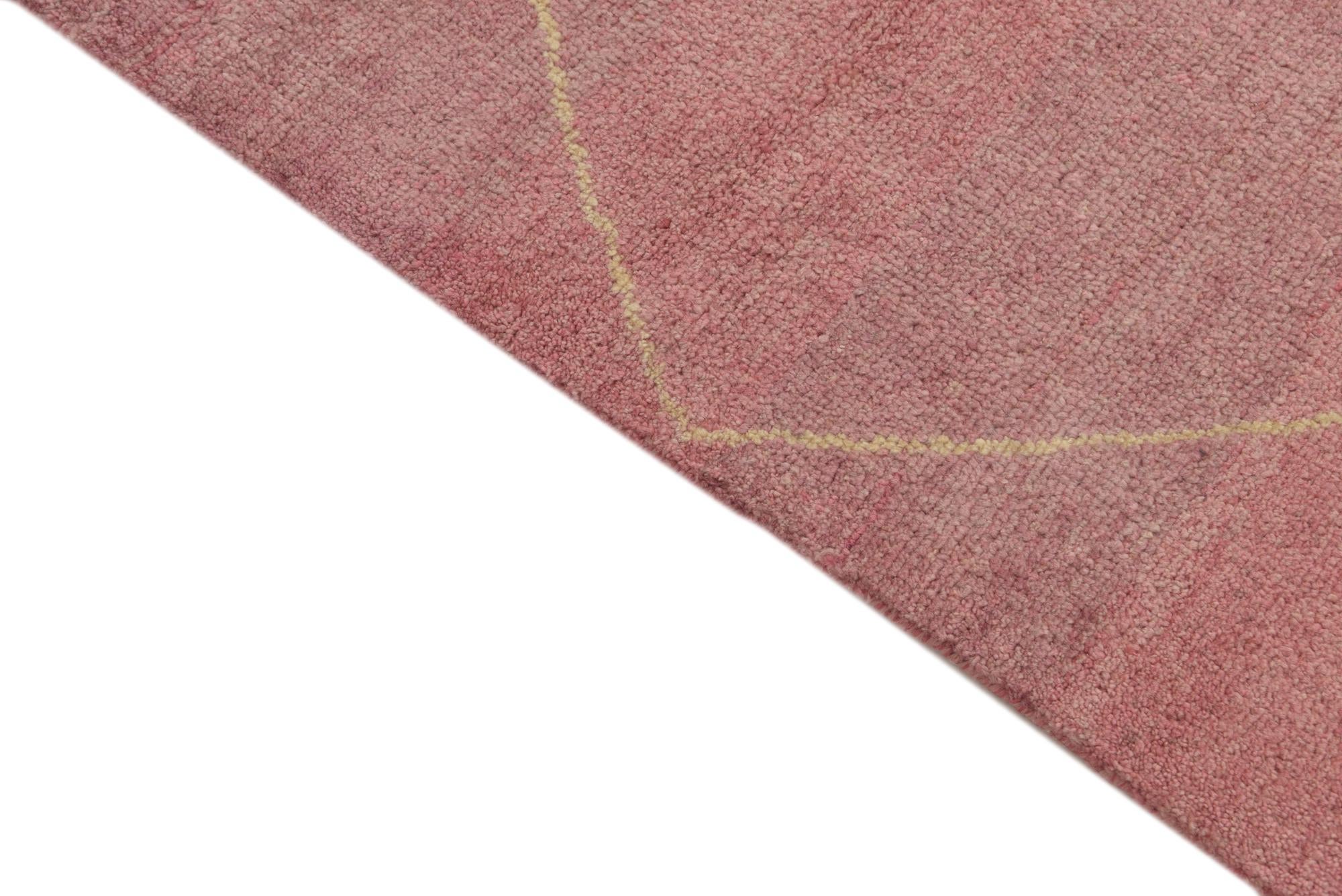 5' 9 x 8' 2 Hand Knotted Moroccan Wool Rug