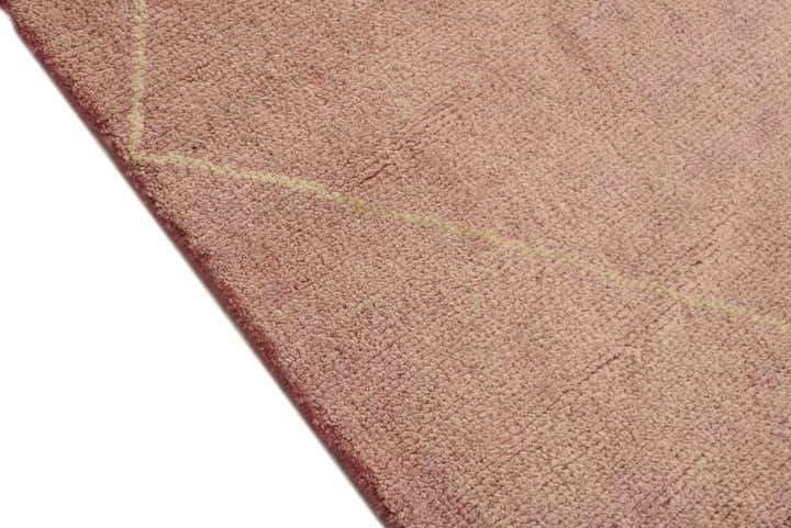 5' 8 x 7' 10 Hand Knotted Moroccan Wool Rug