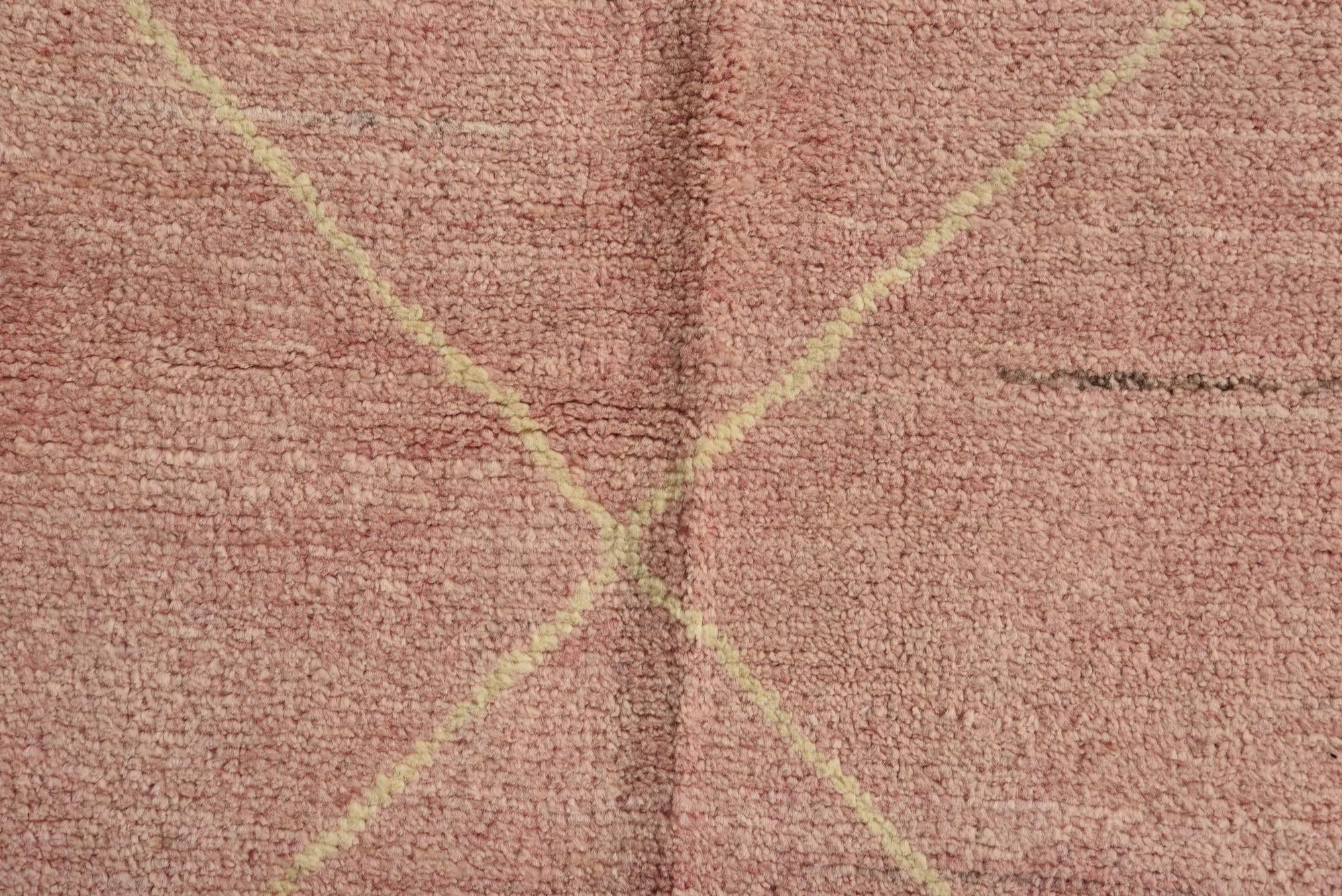 5' 8 x 7' 10 Hand Knotted Moroccan Wool Rug