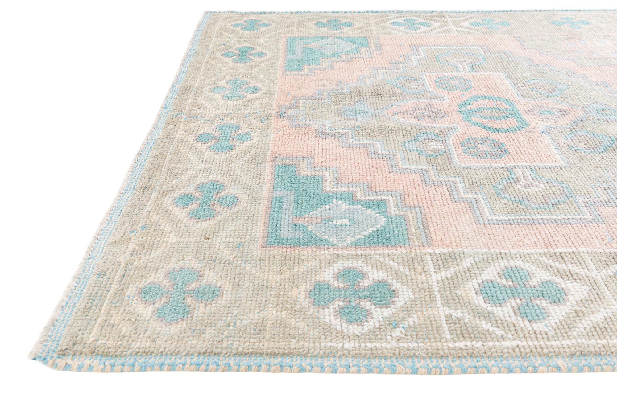6' x 9' 5 Hand Knotted Moroccan Wool Rug