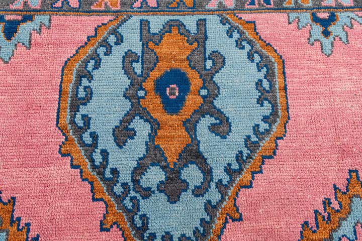 8' 8 x 12' 5 Hand Knotted Oushak Wool Rug