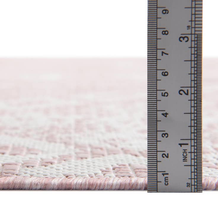 Detail image of 5' 3 x 8' Easy-Clean Bohemian Indoor / Outdoor Rug