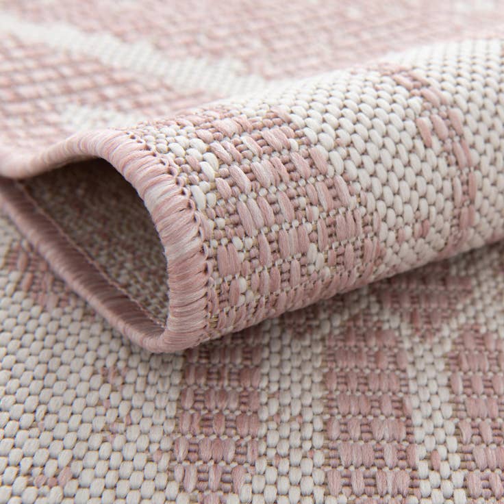 Detail image of 5' 3 x 8' Easy-Clean Bohemian Indoor / Outdoor Rug