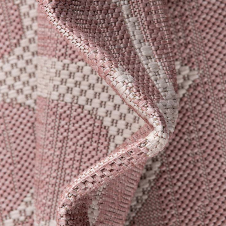 Detail image of 2' x 3' Easy-Clean Coastal Indoor / Outdoor Rug