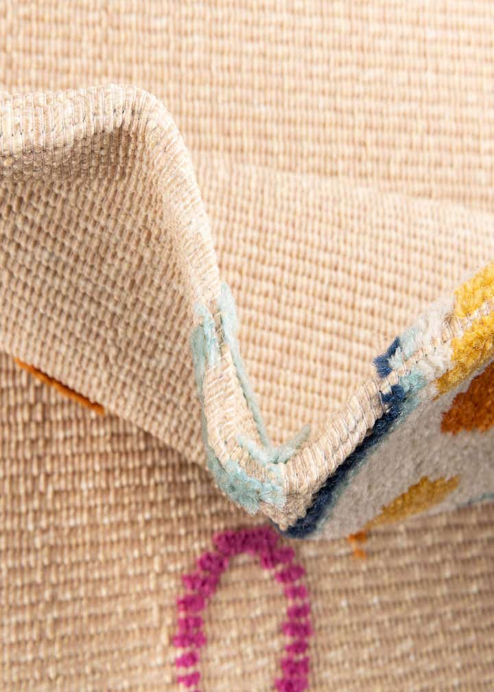 5' 3 x 7' 7 Easy-Clean Indoor / Outdoor Rug