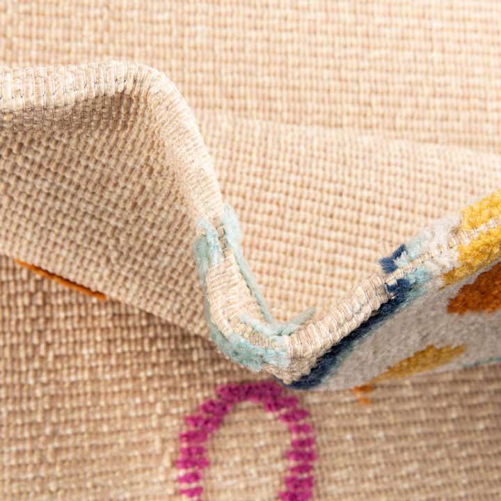5' 3 x 7' 7 Easy-Clean Indoor / Outdoor Rug