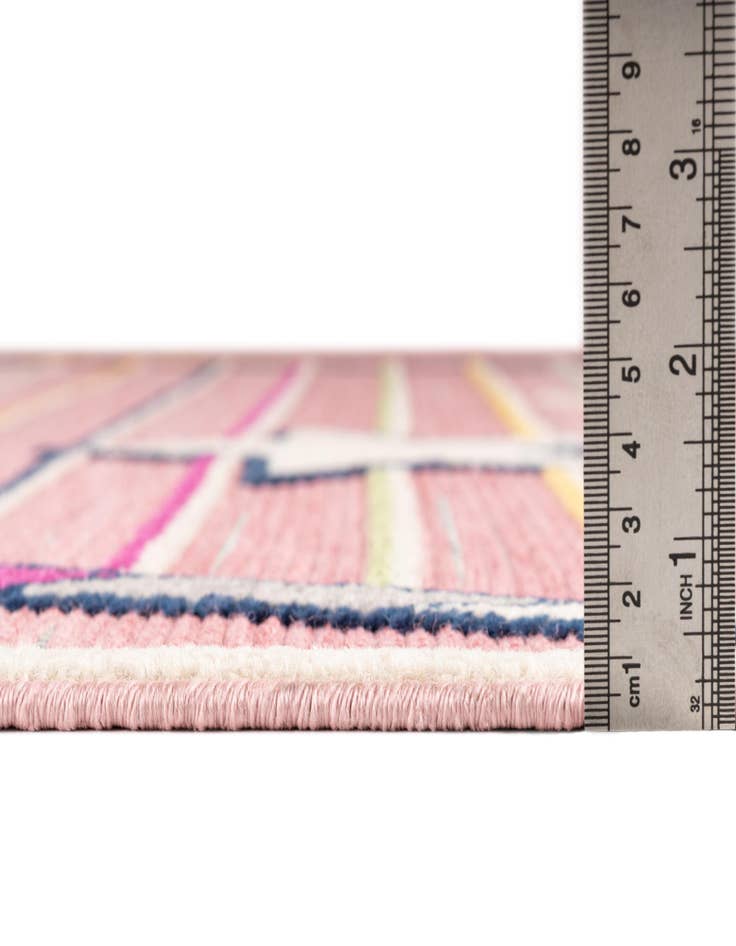 Detail image of 5' 3 x 7' 7  Washable  Indoor / Outdoor Rug