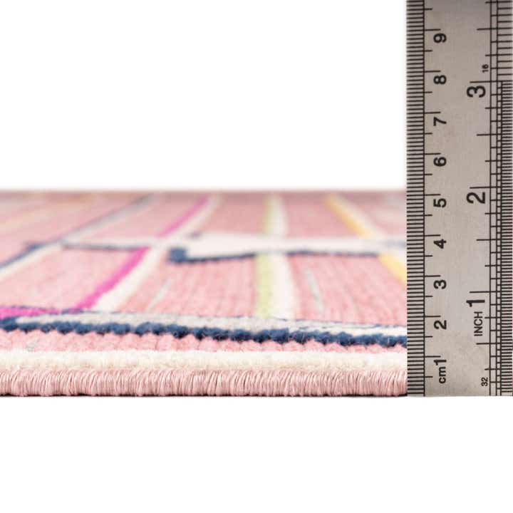 5' 3 x 7' 7 Easy-Clean Indoor / Outdoor Rug