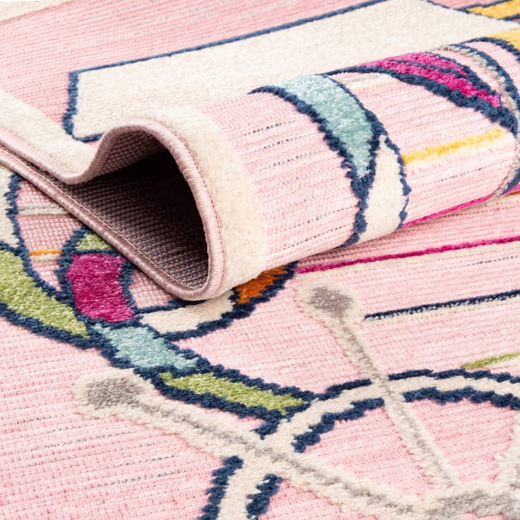 Detail image of 5' 3 x 7' 7 Easy-Clean Indoor / Outdoor Rug