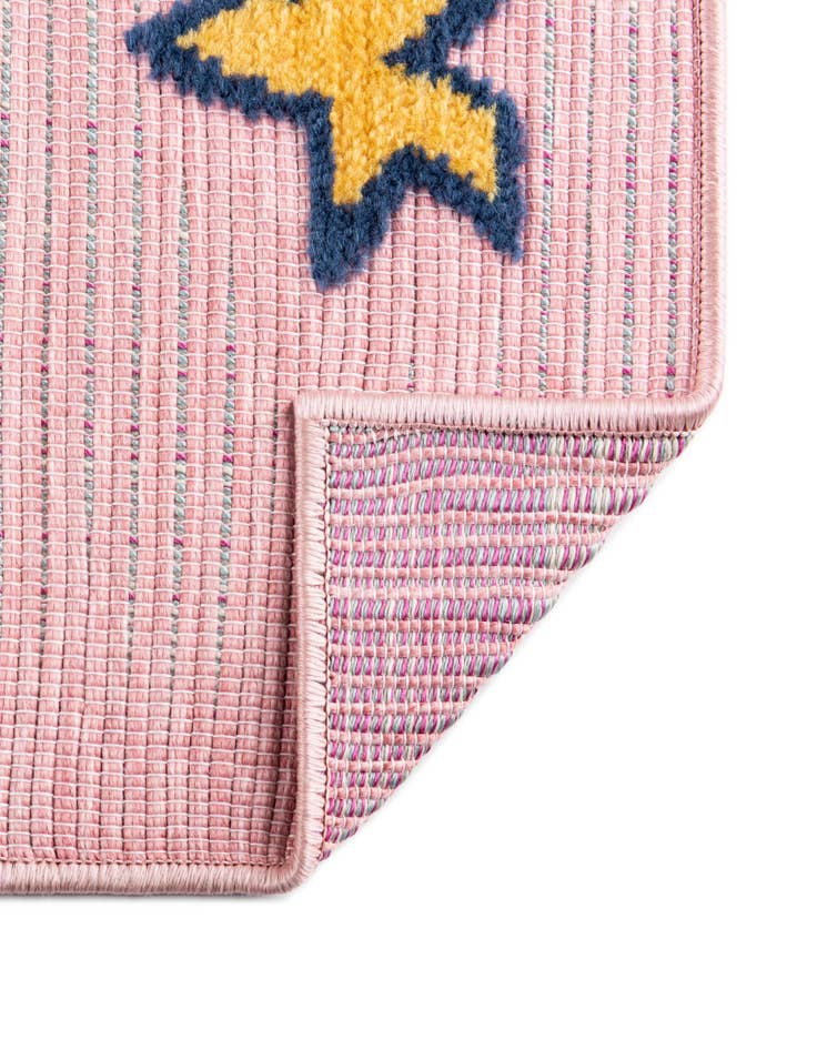 Detail image of 5' 3 x 7' 7  Washable  Indoor / Outdoor Rug