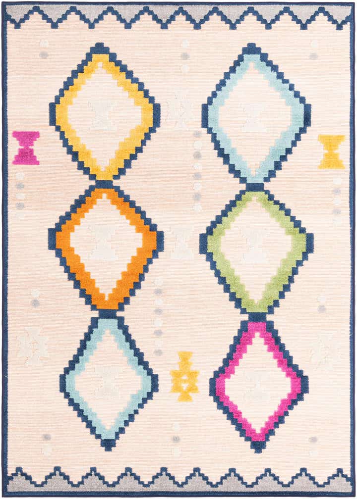 5' x 7' 7 Easy-Clean Indoor / Outdoor Rug