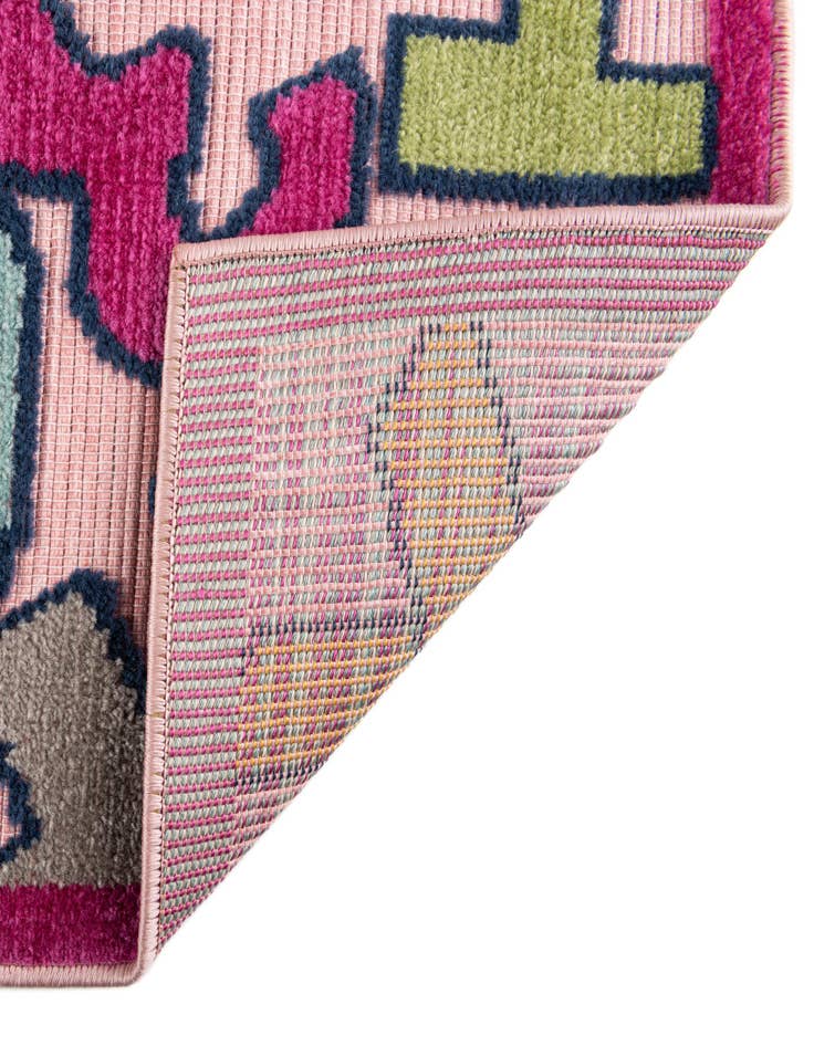 Detail image of 5' 3 x 7' 7  Washable  Indoor / Outdoor Rug