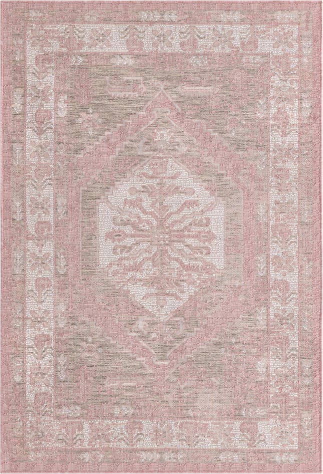 Detail image of 4' x 6' Easy-Clean Traditional Indoor / Outdoor Rug