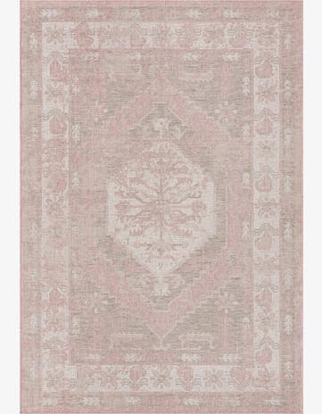 6' x 9' Easy-Clean Traditional Indoor / Outdoor Rug