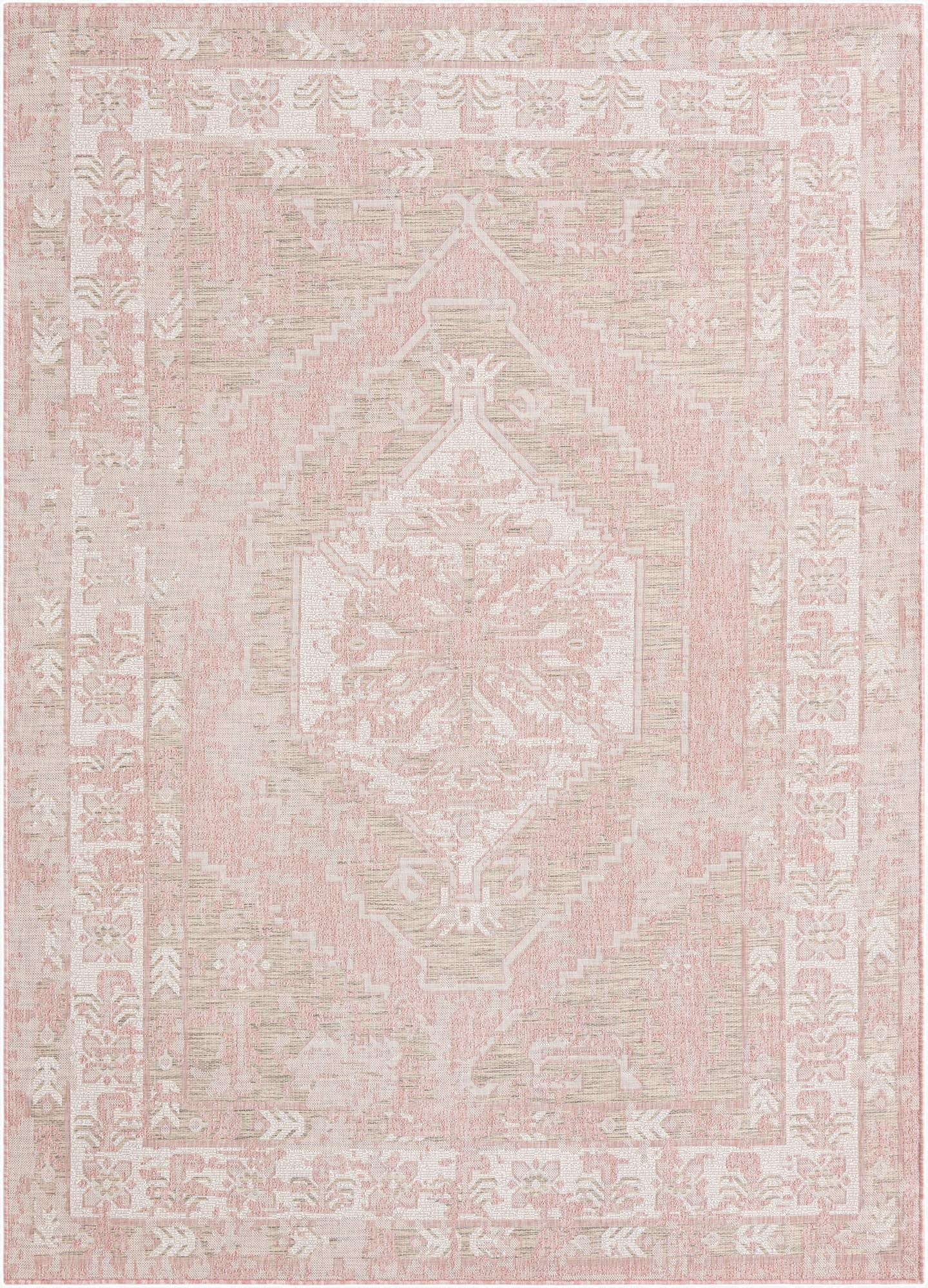 7' 10 x 11'  Washable Traditional Indoor / Outdoor Rug