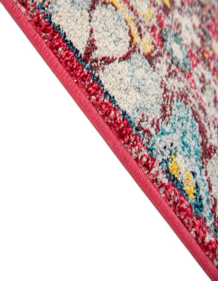 Detail image of 5' 2 x 7' 7 Palazzo Rug