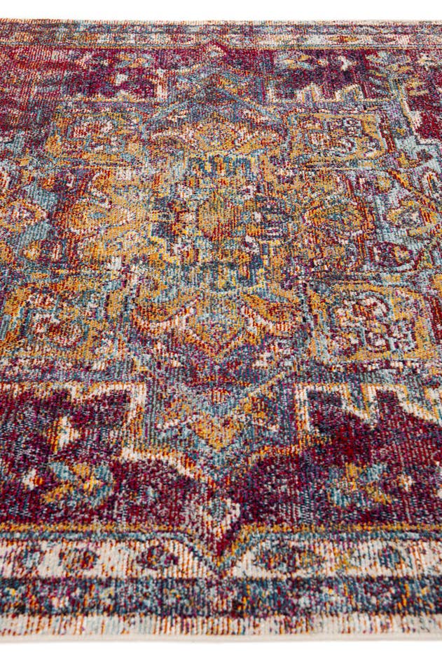 Detail image of 5' 3 x 7' 3 Palazzo Rug