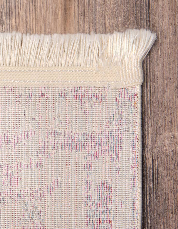 Detail image of 2' 2 x 3' Santiago Rug