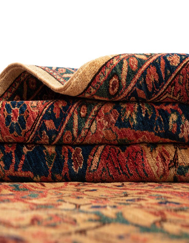 Detail image of 5' 9 x 7' 8 Sara Rug