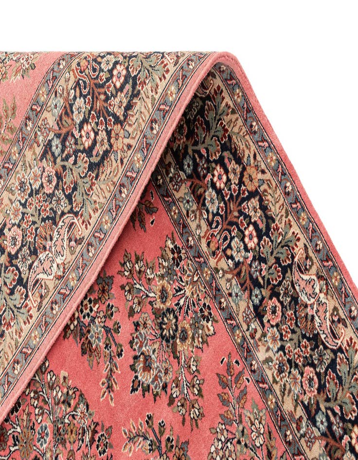 Detail image of 6' 5 x 10' Sarouk Rug