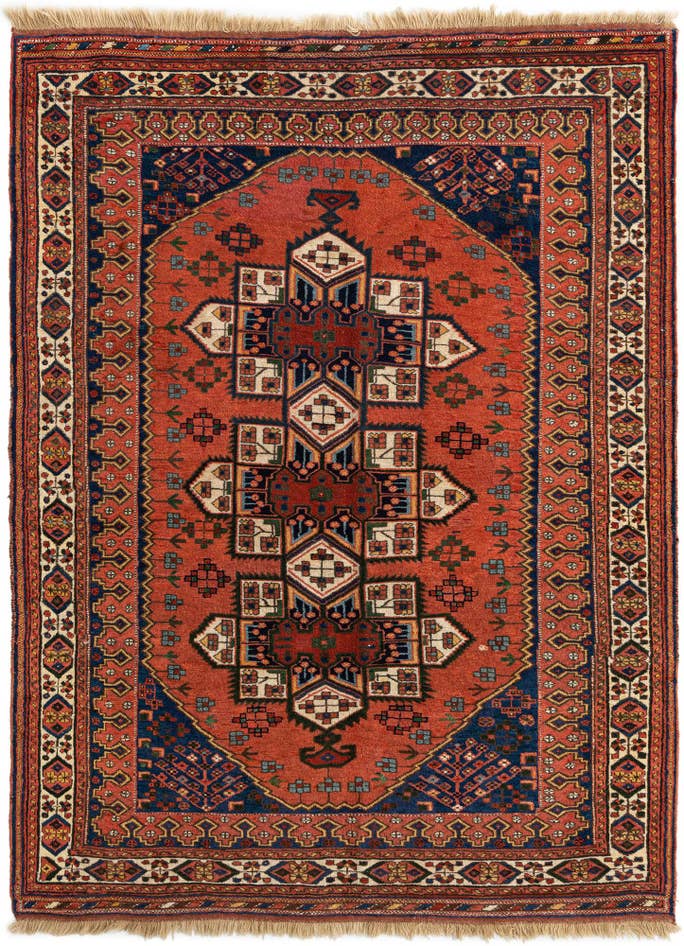 Detail image of 5' 1 x 7' Shiraz Wool Rug