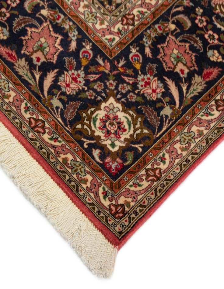 Detail image of 6' 7 x 10' 2 Tabriz Rug