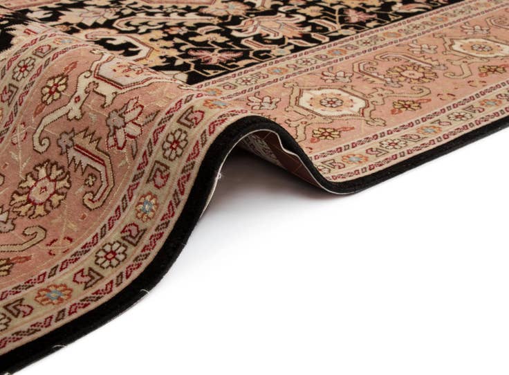 Detail image of 6' 6 x 10' 4 Tabriz Rug