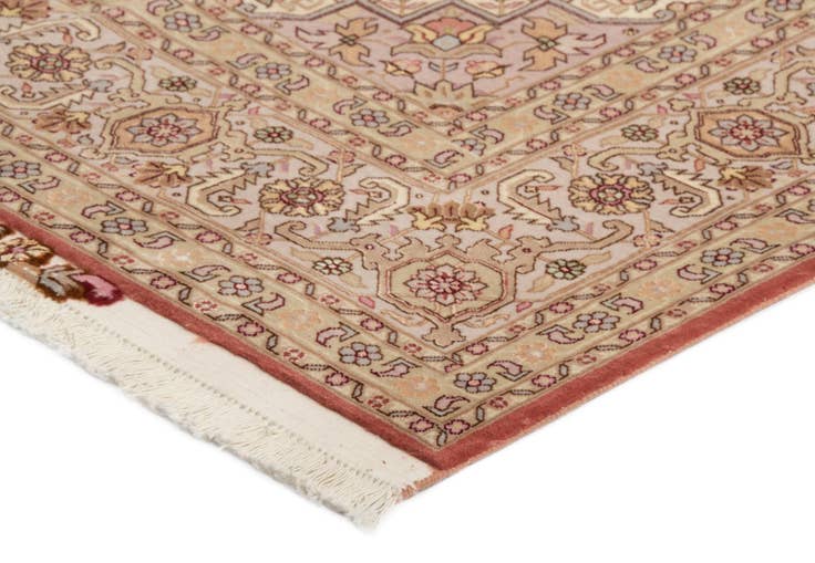 Detail image of 6' 8 x 10' 1 Tabriz Rug