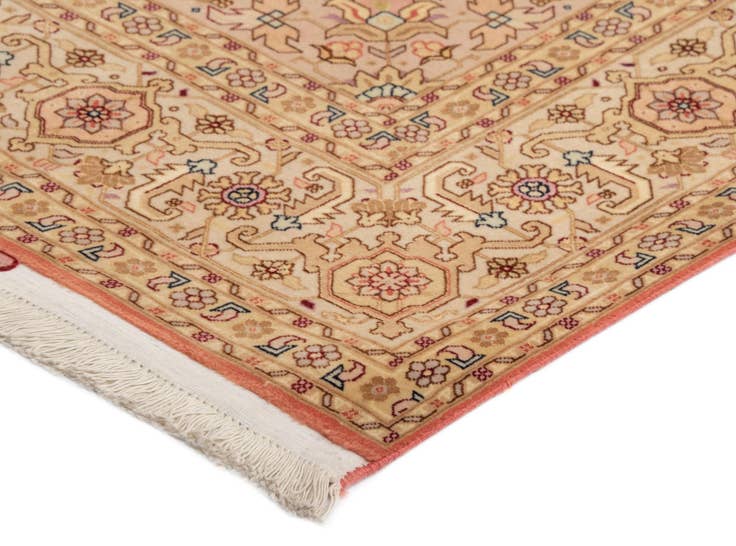 Detail image of 6' 8 x 10' 5 Tabriz Rug
